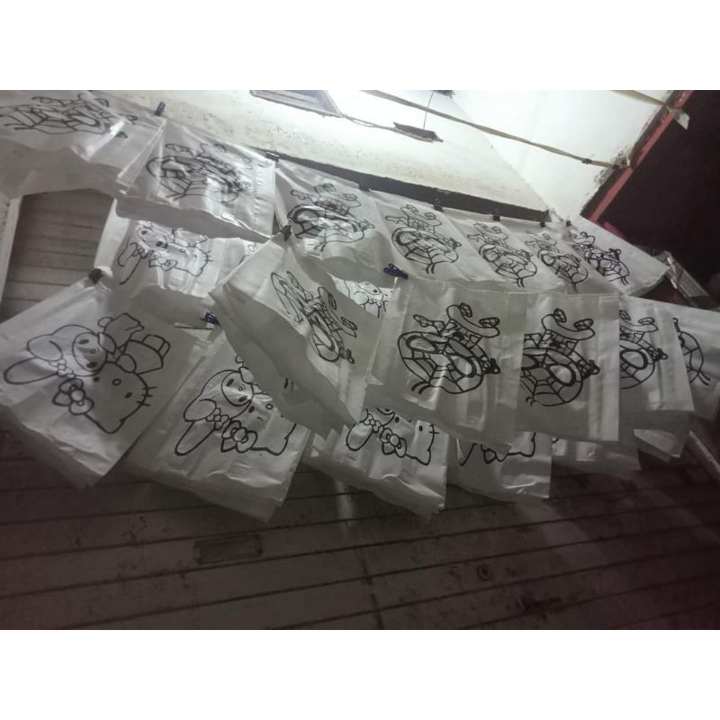 

TAS SPOUNDBOUND UNTUK MELUKIS