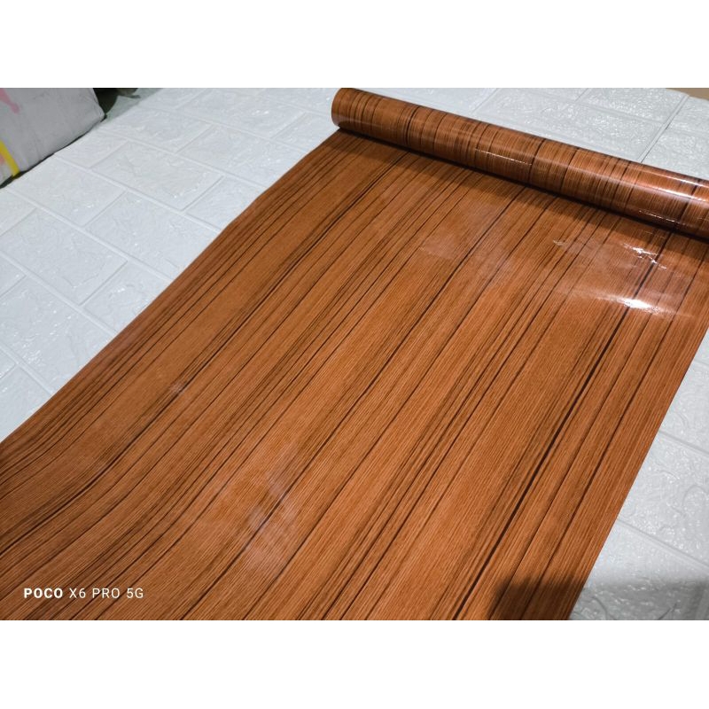 Wallpaper Sticker Dinding Motif Kayu Triplek Mewah