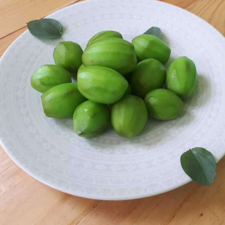 

Manisan Asinan Kedondong Bangkok Tanpa Biji 250gr