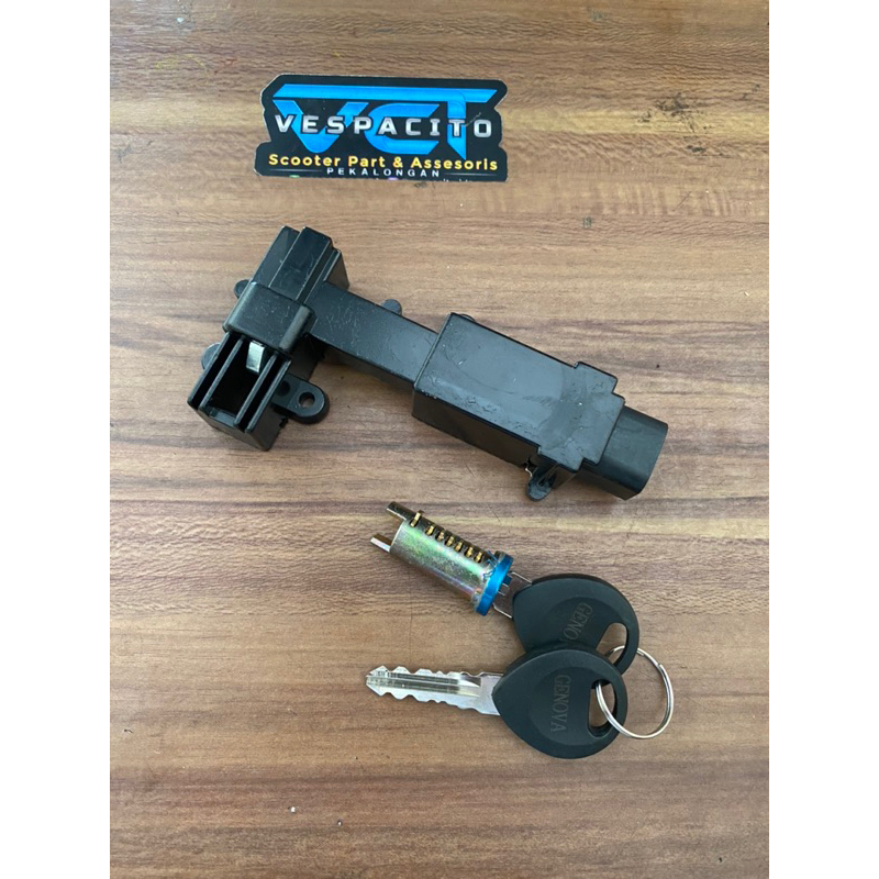 kunci jok pisah vespa exclusive strada pxe rumah kunci jok vespa exclusive strada pxe