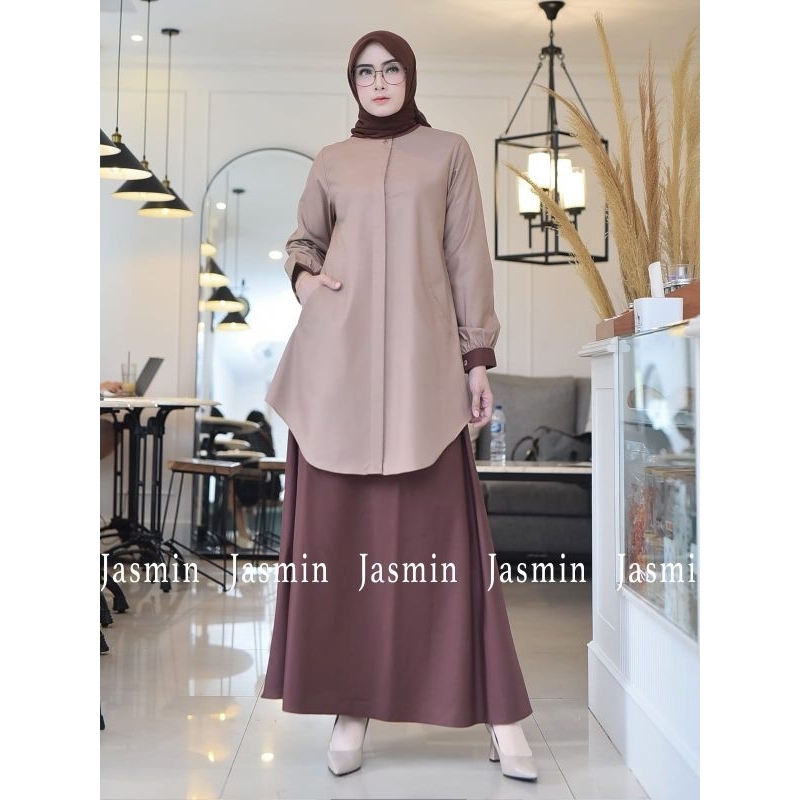 STELAN KERJA WANITA.STELAN HITAM PUTIH.BAJU KERJA WANITA .BAJU KERJA TOYOBO STELAN TERBARU