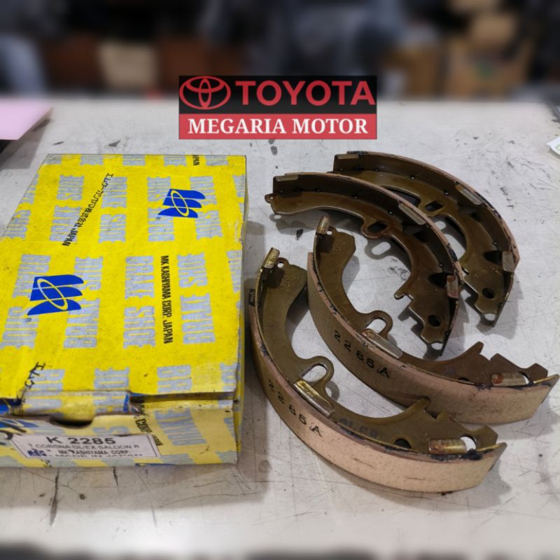 Kampas Rem Belakang Corona Absolute GL Ex Saloon AT151 AT171 1986 1996