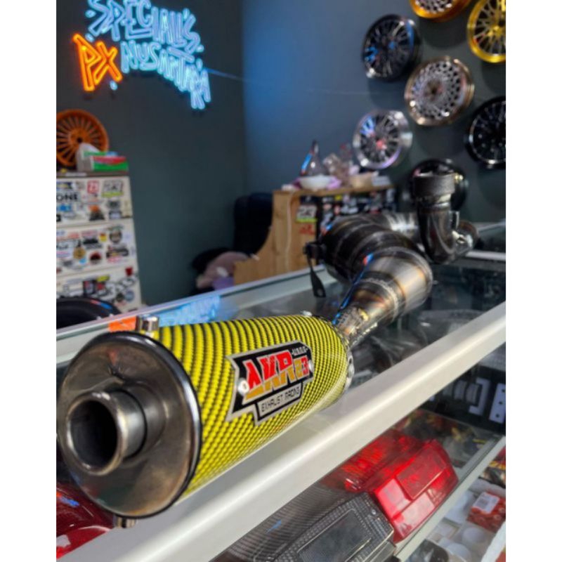 KNALPOT VESPA RACING KANAN BIG YELLOW ORIGINAL AKR23