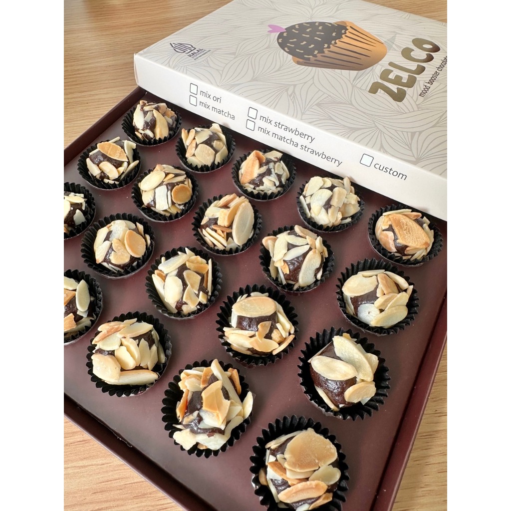 

Zelco - Chocolate Coklat Ball Full Almond