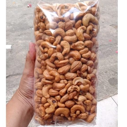 

Kacang Mede Utuh Mateng 1kg