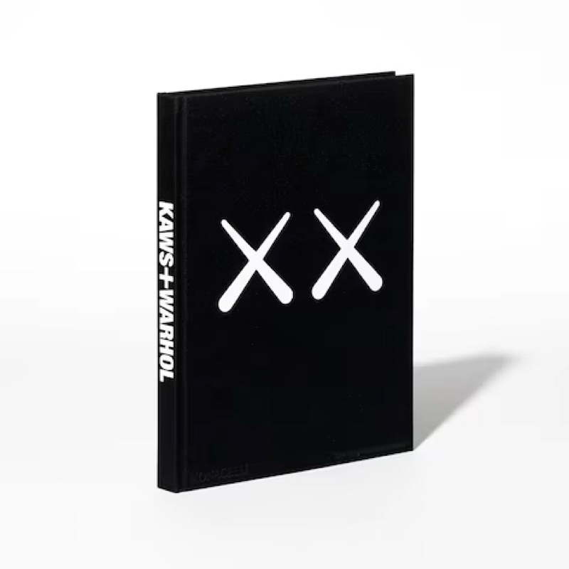 

SALE Buku KAWS + Warhol UNIQLO