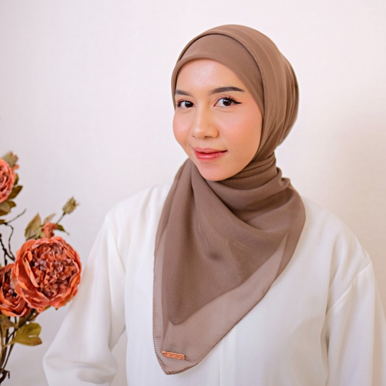 Jilbab Paris Eyelash Hijab Segi Empat Bahan Paris Jepang Premium