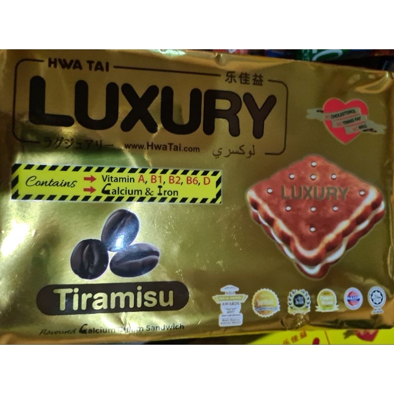 

LUXURY CRACKERS HWA TAI PER PACK