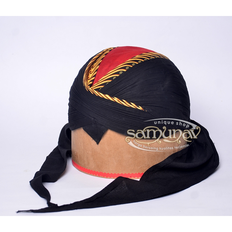 Blangkon Lipat jogja Koncer Hitam Merah Motif Samurai Kuning