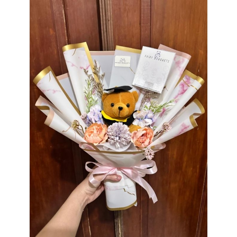 

BUKET WISUDA/TEDDY BOUQUET/KADO WISUDA