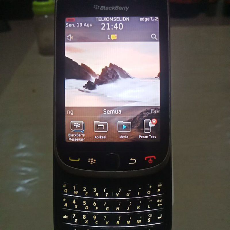 blackberry torch 9800