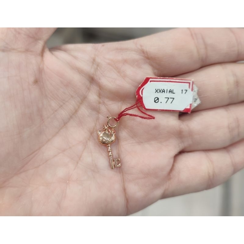 Liontin emas 75 kunci hello kitty