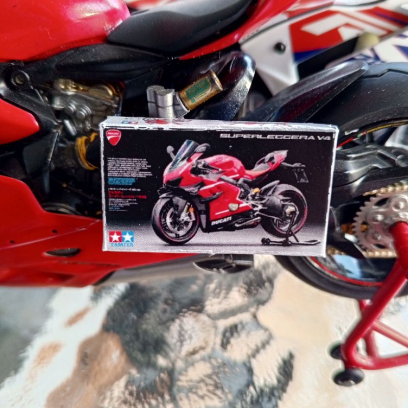 Miniatur Kardus Tamiya 1:12 Ducati Panigale Superleggera V4