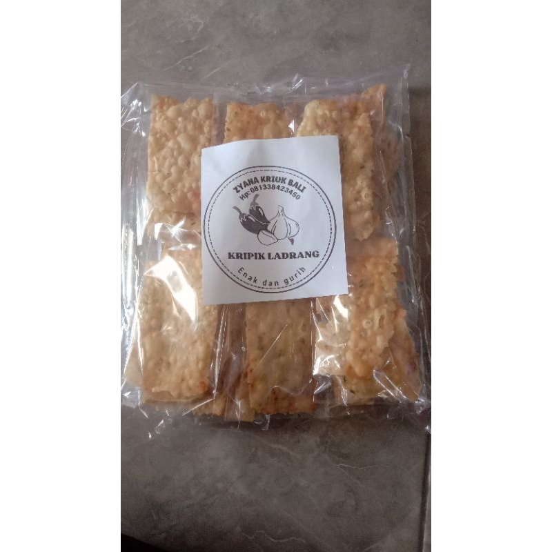 KRIPIK LADRANG KERIPIK BAWANG KHAS BALI CEMILAN JAJAN KUE KRUPUK OLEH OLEH BALI