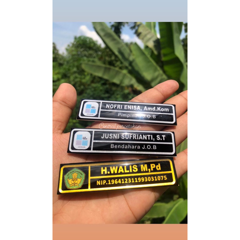 

ID CARD/ NAME TAG DADA PREMIUM BAHAN RESIN MENGKILAT