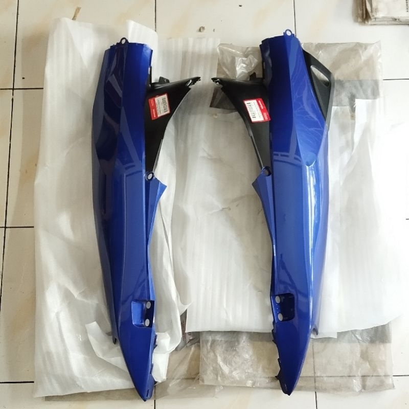 cover body bodi samping belakang honda karisma karisma125 125 kiri kanan biru tua fmt original