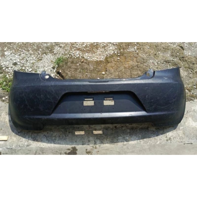 bemper belakang datsun go