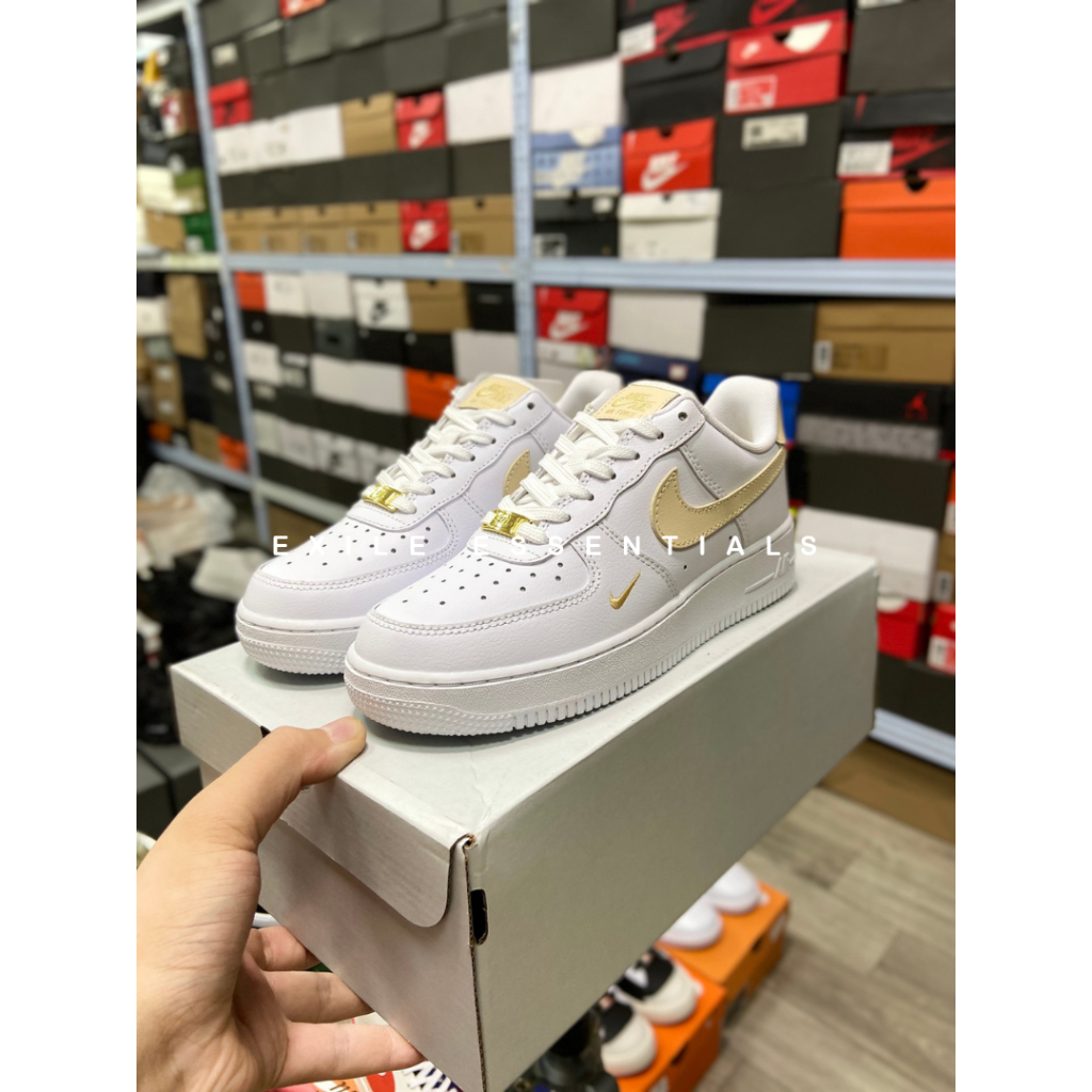 [READY STOCK SIZE 36.5] Nike Air Force 1 Low '07 Essential White Rattan (Beige)