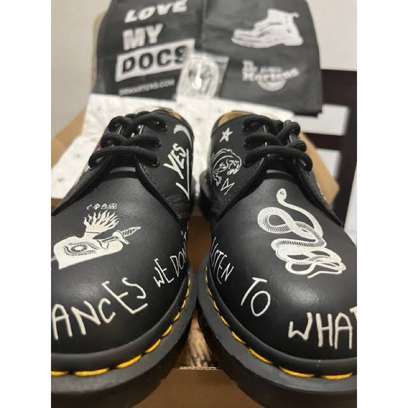 Limited edition Docmart Dr Martens Dr. Martens 1461 Rebel Black