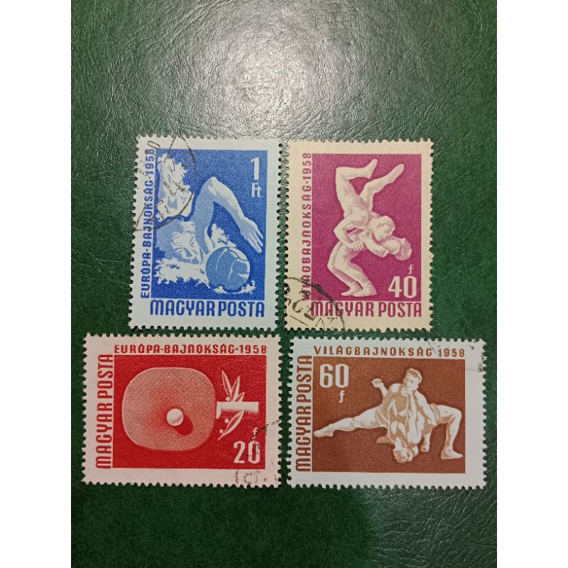

Prangko Hungaria 4 Pcs Tahun 1958 USED