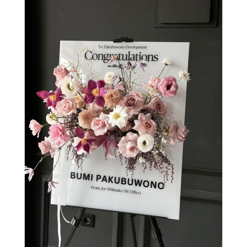 ( SEWA ) box akrilik custom / papan bunga akrilik / stand bunga akrilik / papan bunga murah