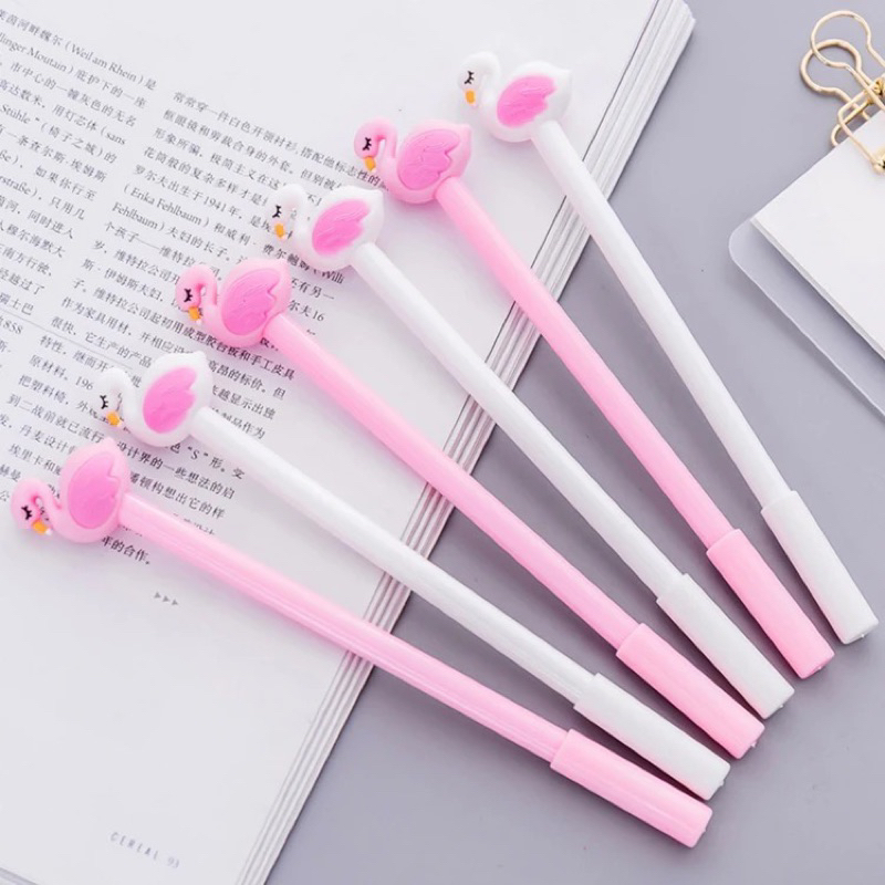 

[COLA] Pena Karakter Flaminggo Pulpen Gel Bentuk Angsa Pulpen Flaminggo Pulpen Gel Hitam Motif Lucu