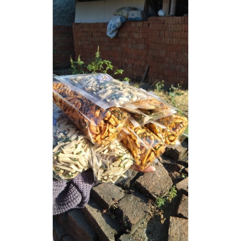 

basreng daun jeruk125gr