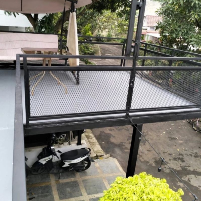 mezanine/dak besi hollow /m²