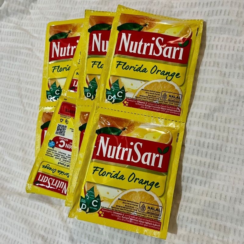 

Nutrisari Minuman Rasa Buah Kemasan Renceng isi 10 Sachet