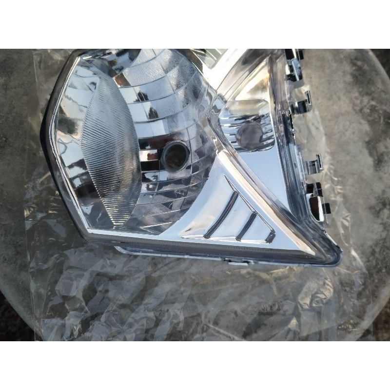 lampu depan set beat fi 2013-2015