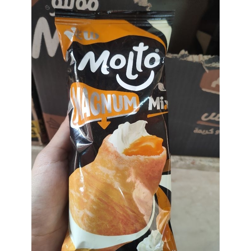 

molto croissant magnum - jajanan mesir