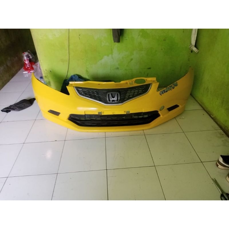 bemper depan Honda jazz tahun 2010