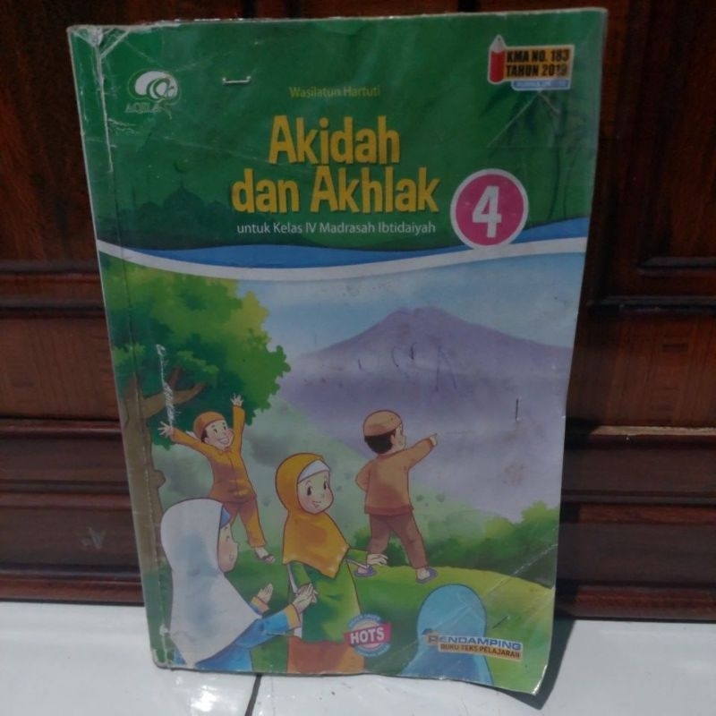 Akidah dan Akhlak MI Kelas 4