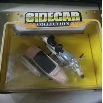 Action Figure Motor Sidecar Collection Stok Lama Segel