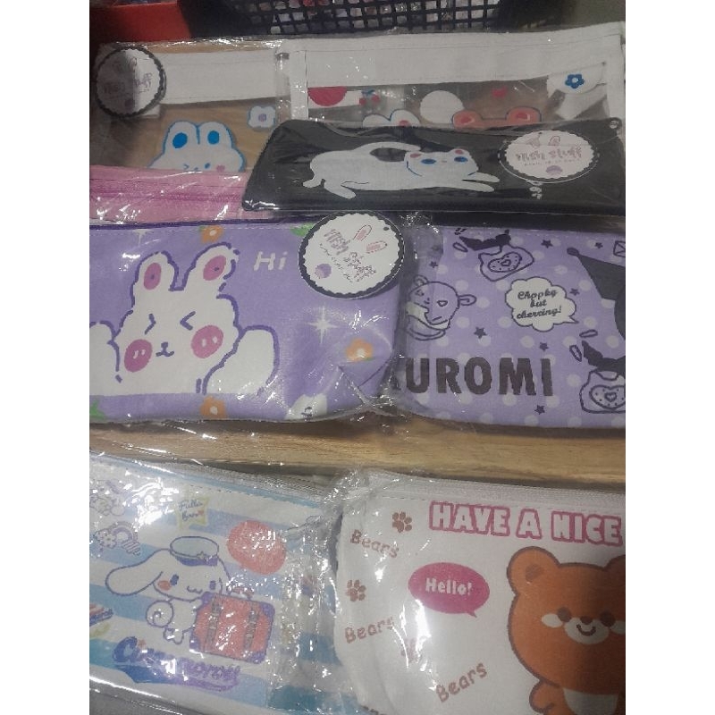 

Tempat Pensil dan Pouch Make Up karakter lucu