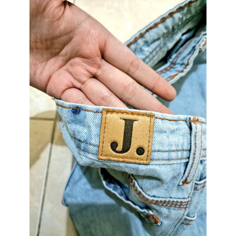Preloved Jiniso Kulot jeans rawis