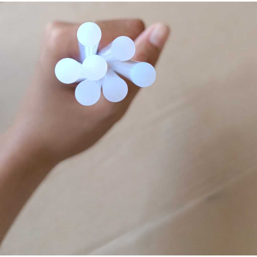 

LEM TEMBAK KECIL PANJANG 20CM ECER / LEM STIK KECIL PANJANG 20CM ECER