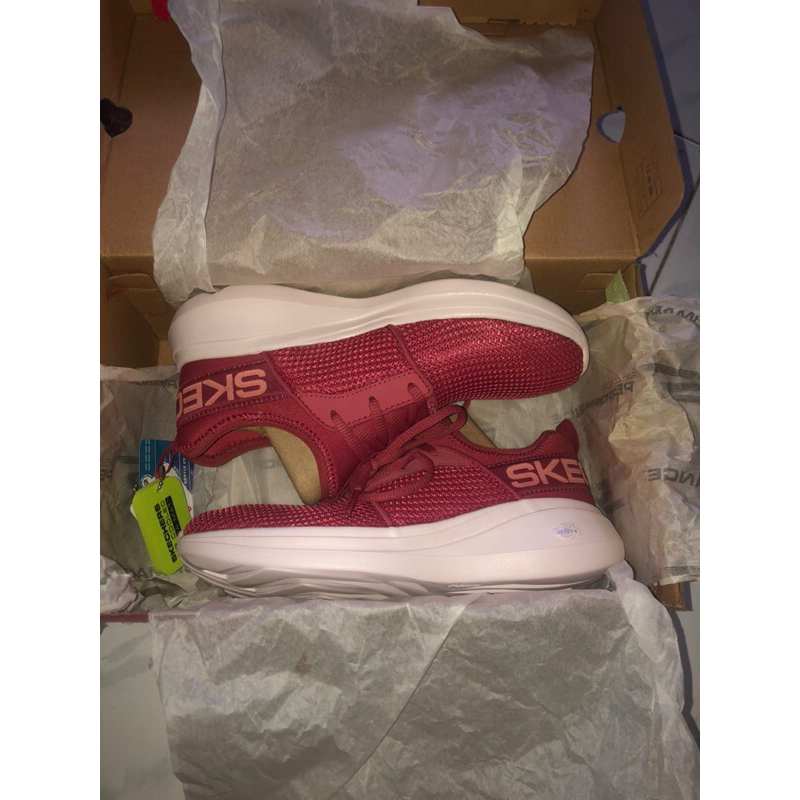 SEPATU LARI SKECHERS GEN 5 ORIGINAL NEW