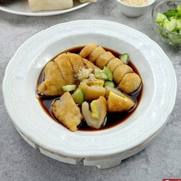 

Pempek Palembang (dengan ikan)