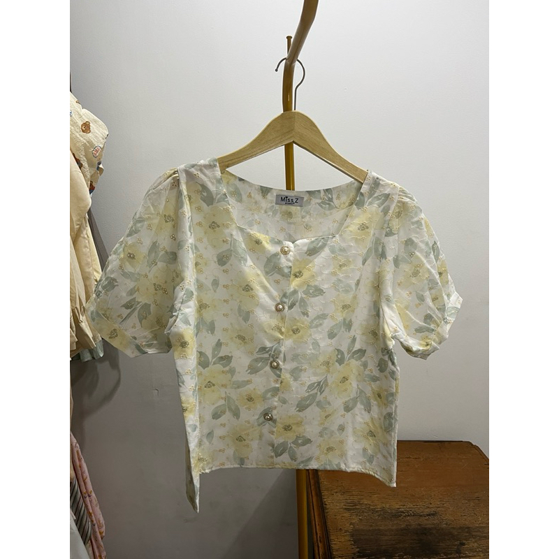 Kaoskachi | Charlotte Blouse | H29 | Blouse Motif Print Bordir Bunga Katun Bolong Premium