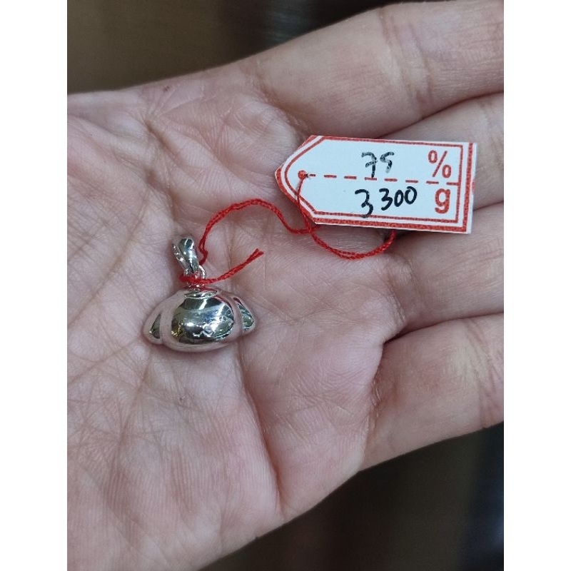 Liontin emas 75 pompompurin