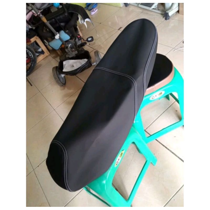 Kulit jok sarung jok motor mbtech untuk motor beat street - beat new - beat karbu - beat fi - univer