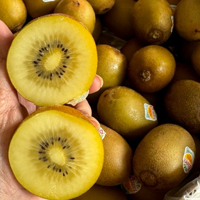 

kiwi gold zespri 500gr