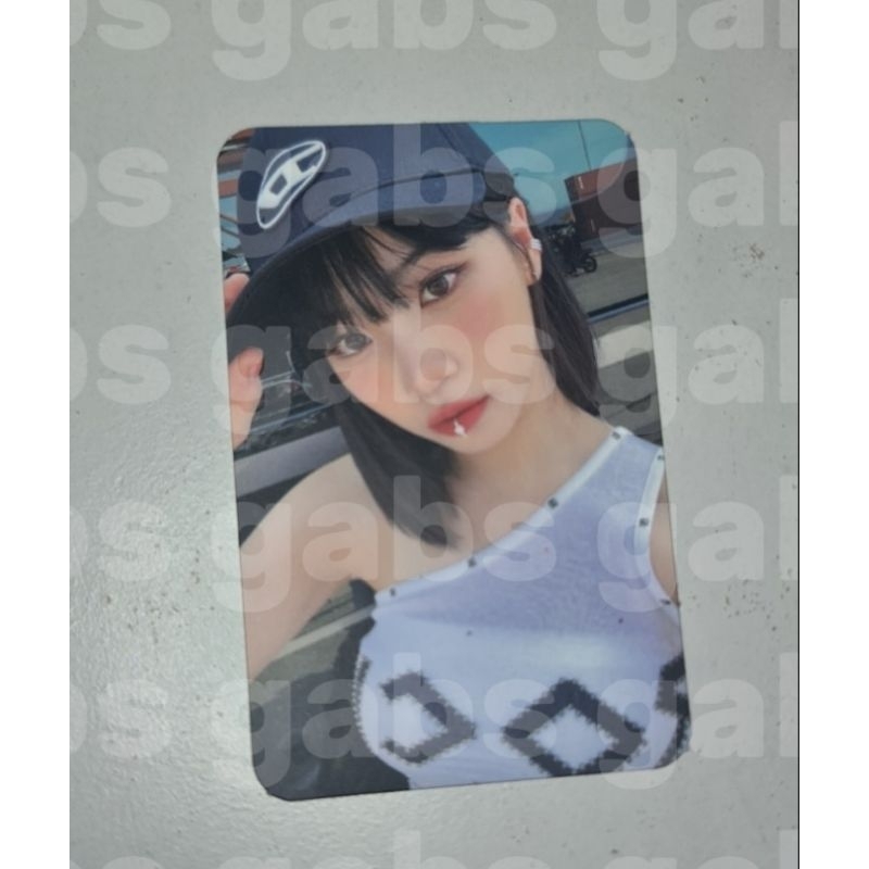 LeSserafim official photocard Antifragile