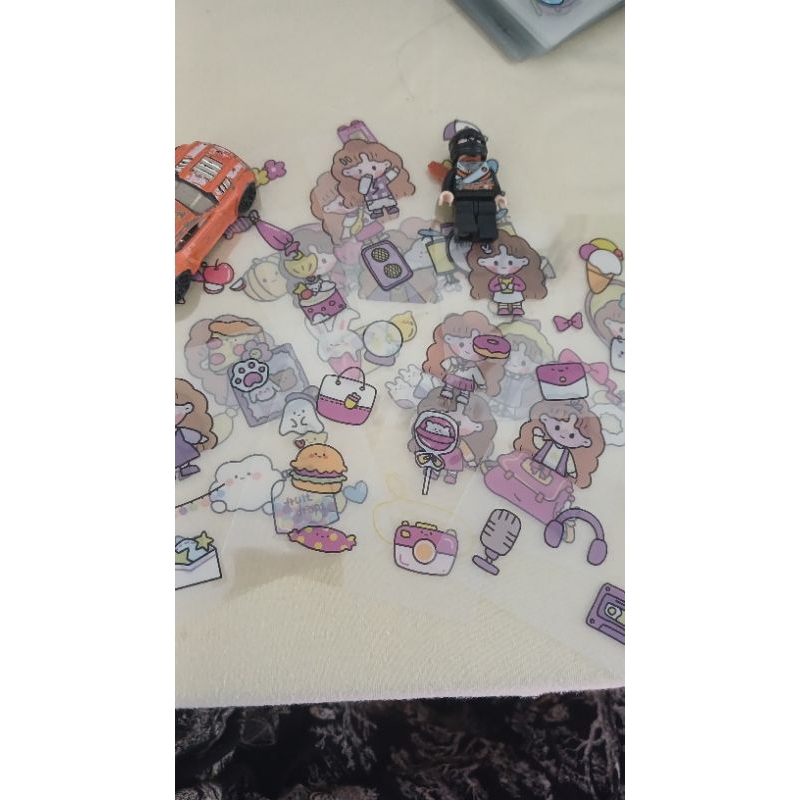 

Sticker Momo Lucu Murah