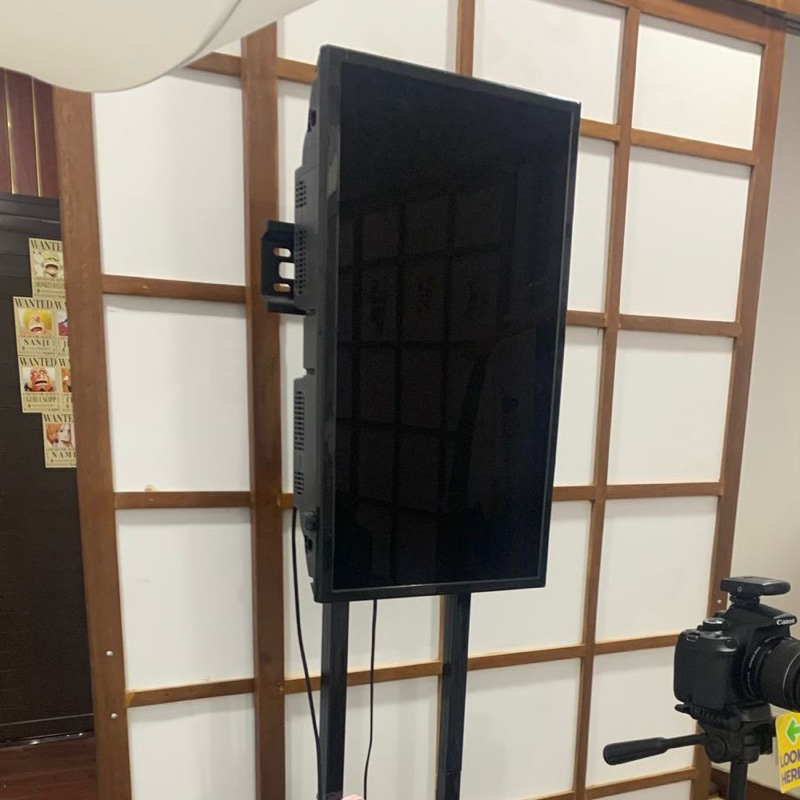 TV  LED MURAH - WEYON ANIMAX 24"+BRACKET STANDING (SECOND)