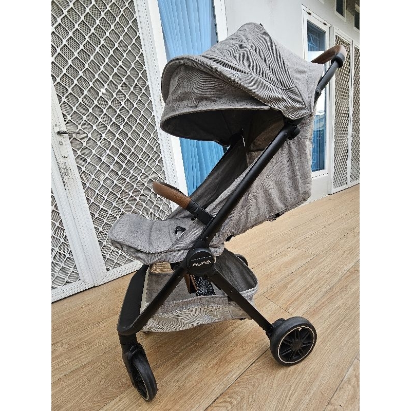 stroller nuna trvl preloved