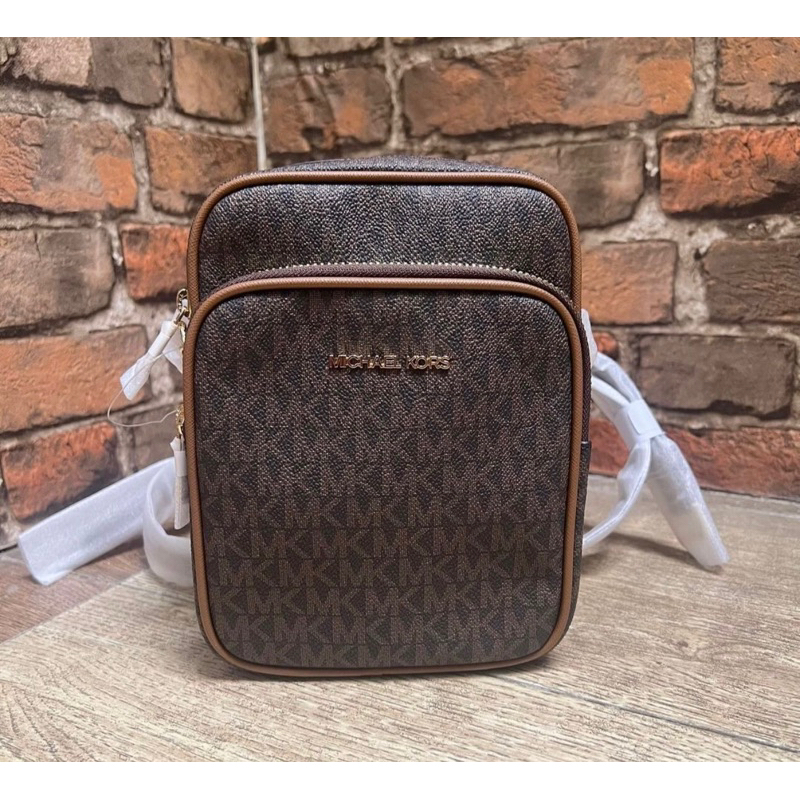 MK jet set travel medium NS chain xbody brown