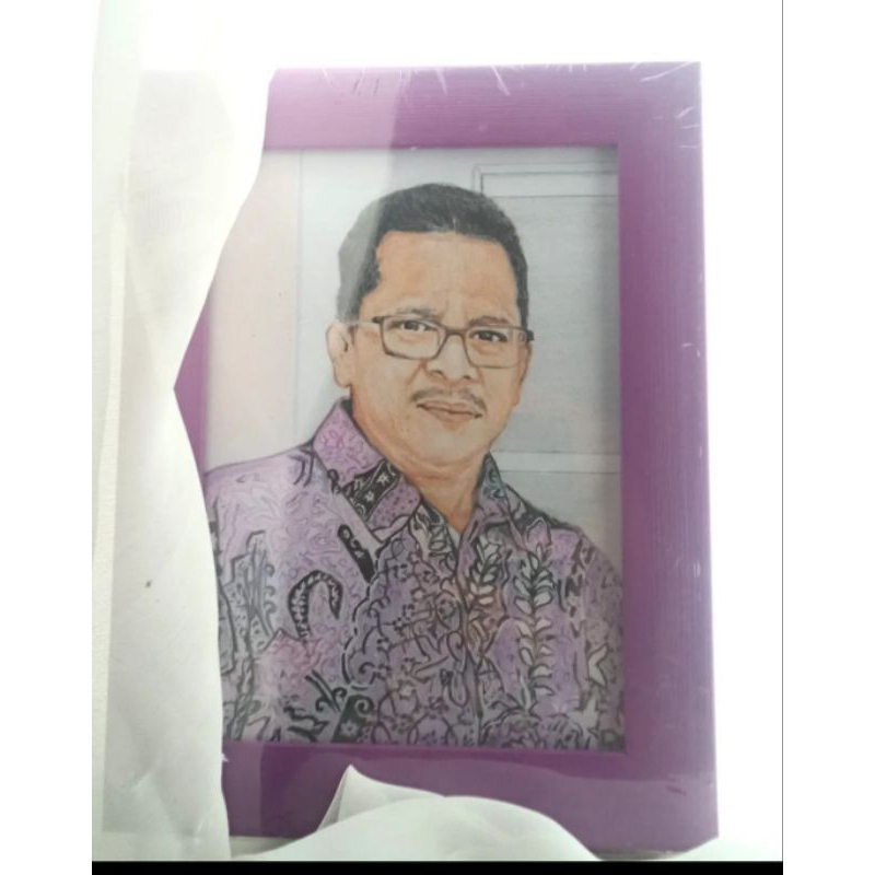 KADO LUKISAN WAJAH | LUKISAN BERWARNA