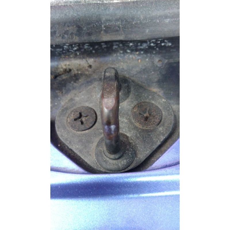 ORI Toyota stricker doorlock pengunci bagasi kijang kapsul